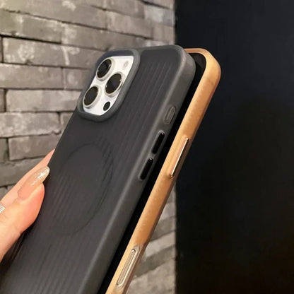 Coque iPhone à Rayures Mat Magsafe – Antichoc et Compatible Charge Magnétique iPhone 12 à 16 Pro Max - Lifetech Store